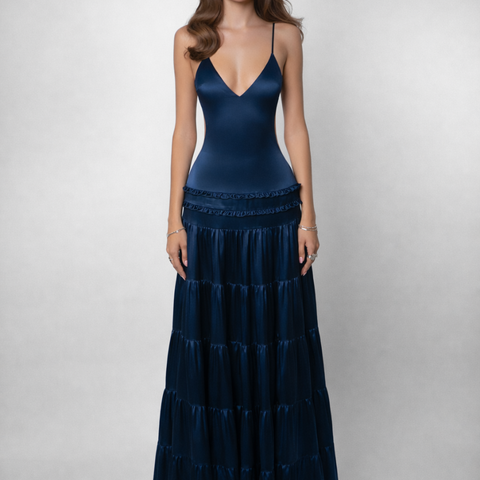 Vestido largo satinado Modern Raven elegante y sofisticado