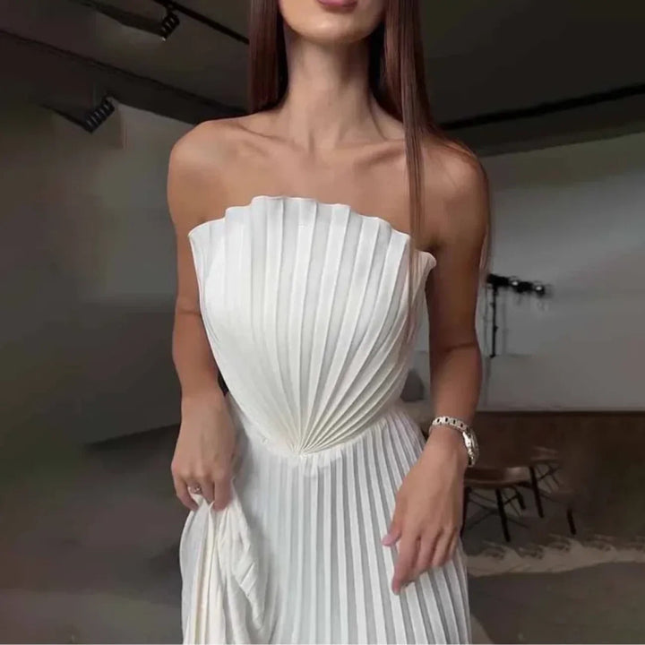 Vestido largo off white plisado Modern Keisy elegante y sofisticado